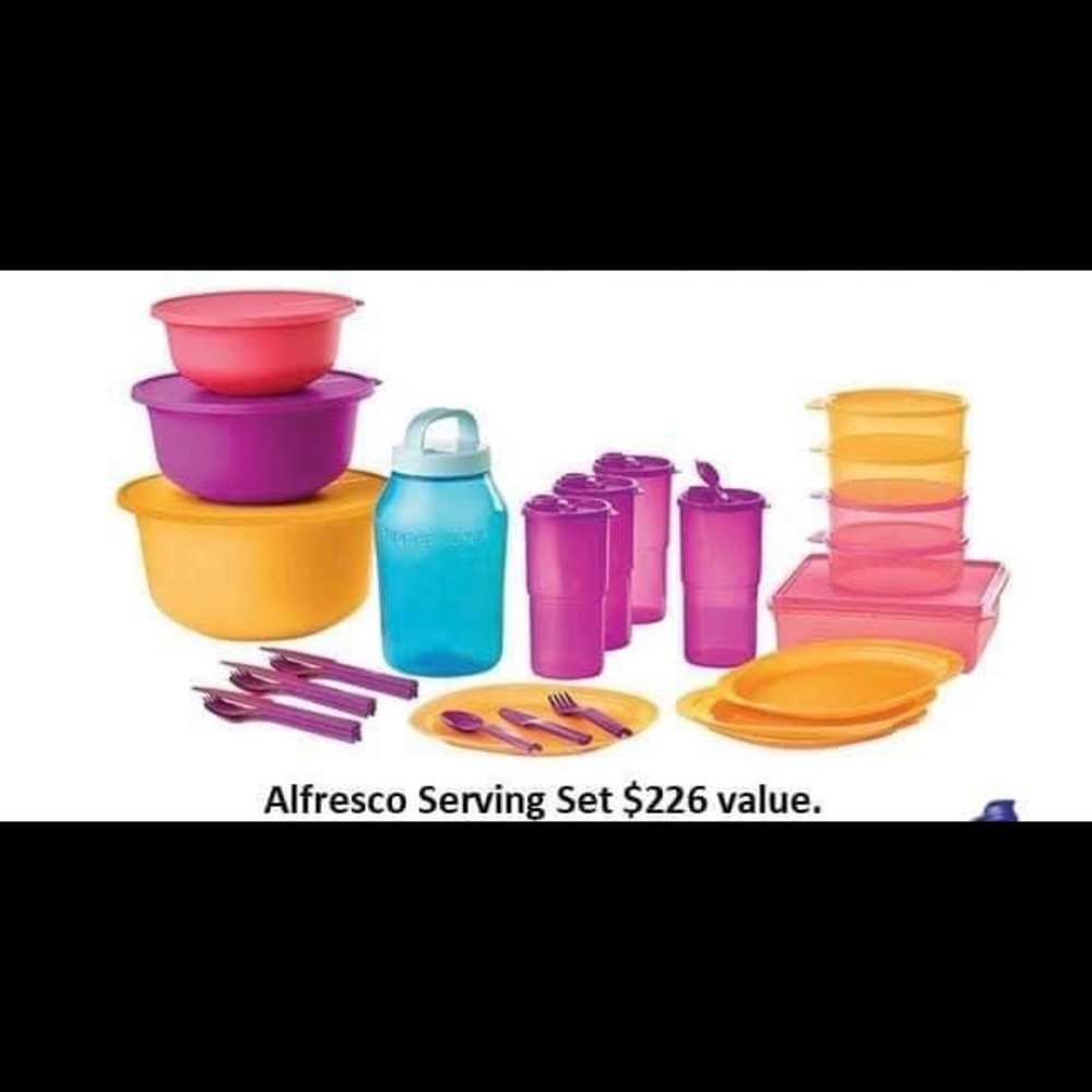 Tupperware 21 pc serving collection